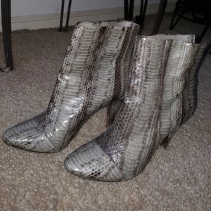 Kenneth Cole Leather boots